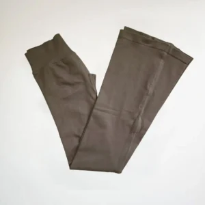 Women's Seamless Yoga Leggings, Butt Lifting, Flare Leg Pants - Thumbnail Image 4
