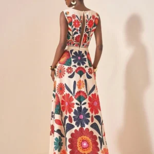 Floral Embroidery Maxi Dress - Thumbnail Image 3