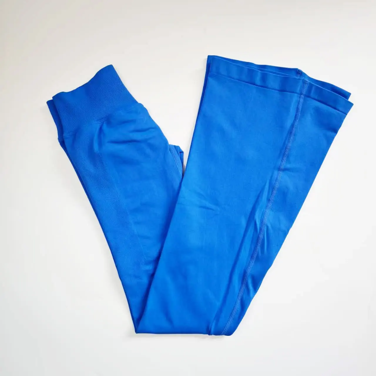 Women's Seamless Yoga Leggings, Butt Lifting, Flare Leg Pants - Image 3